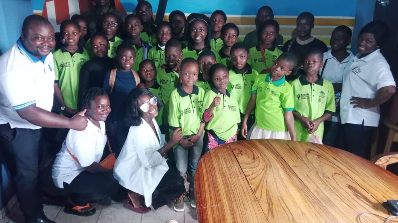 photo_5972110338591676639_y (2)